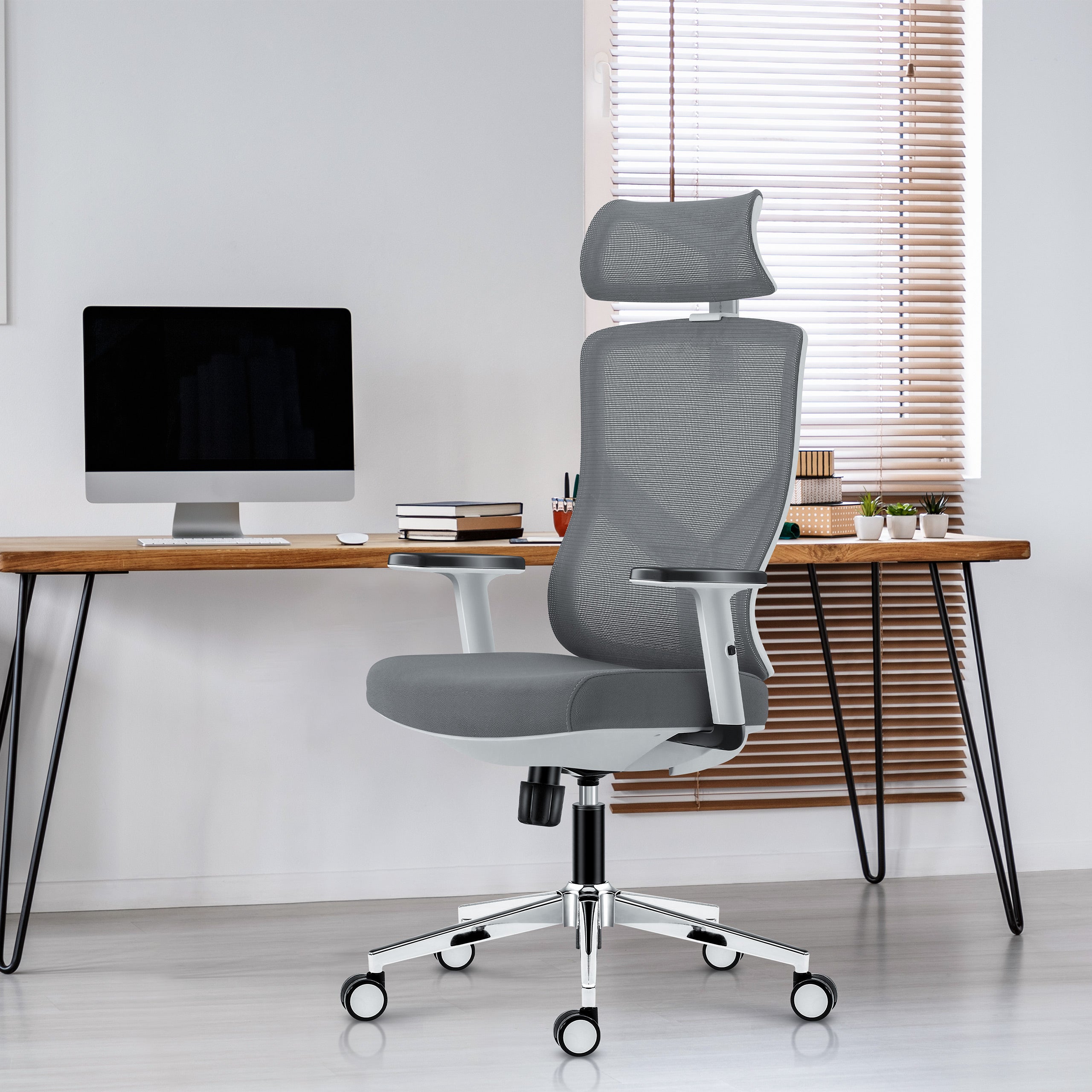 Fotel ergonomiczny Mark Adler Manager 3.3 White