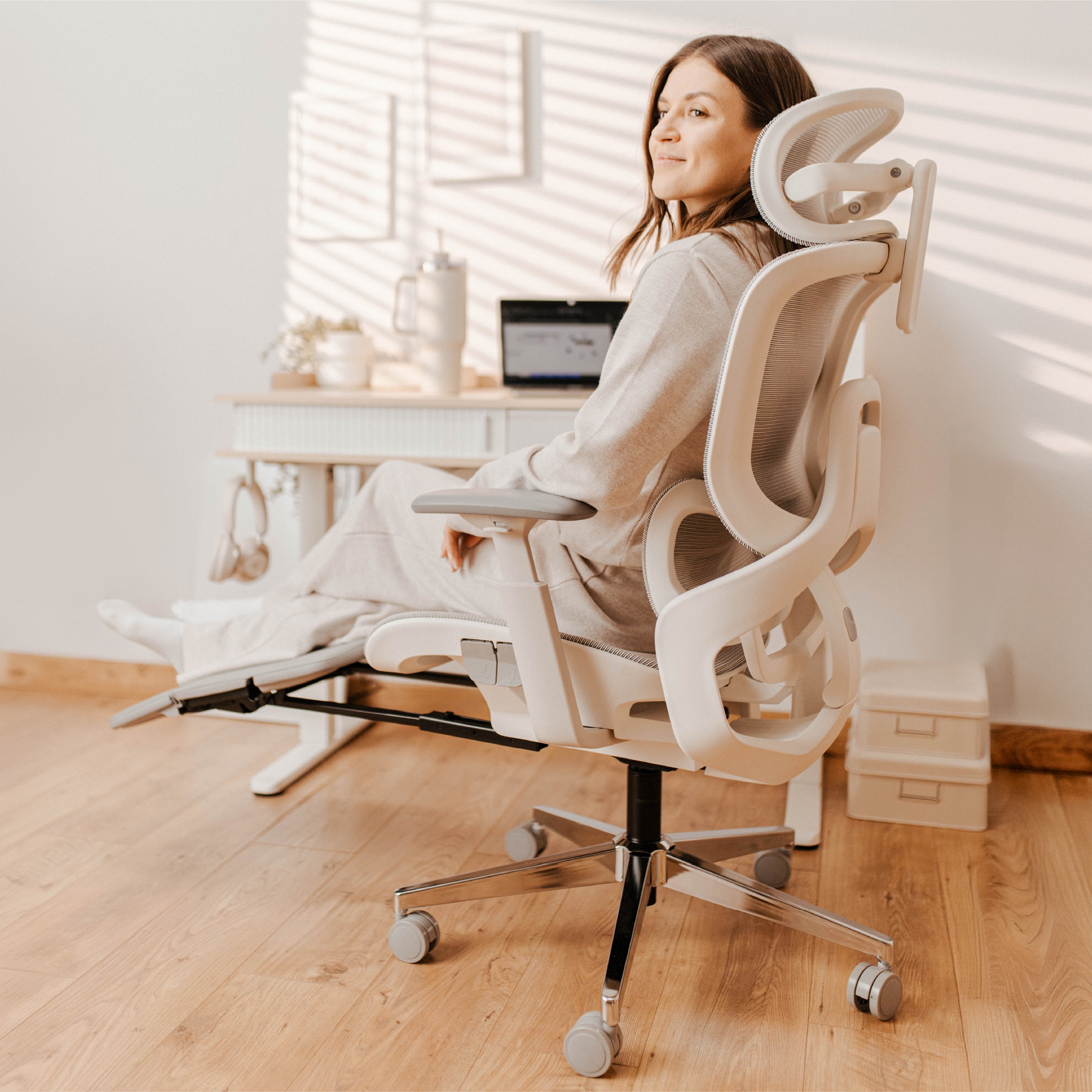 Fotel ergonomiczny Mark Adler Expert 9.3 Grey