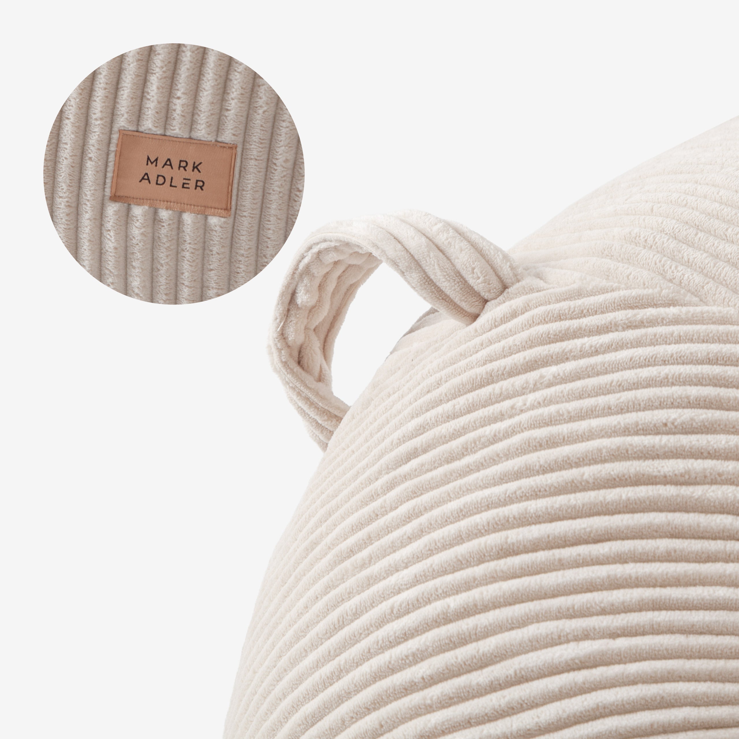 Fotel pufa sztruksowa z podnóżkiem Mark Adler Comfy 3.0 Beige